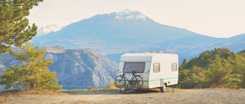 how much does it cost to rent an rv? rv by mountains